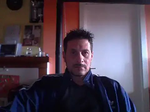 Snapshot of colosone chatting on March 2025 02:13:01 PM colosone online show from March 2025 02:13:01 PM