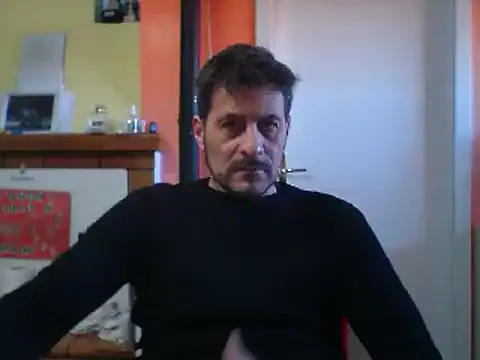 Snapshot of colosone chatting on March 2025 03:18:02 PM colosone online show from March 2025 03:18:02 PM