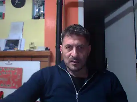 Snapshot of colosone chatting on March 2025 07:39:01 PM colosone online show from March 2025 07:39:01 PM