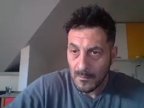 Snapshot of colosone chatting on March 2025 07:04:02 AM colosone online show from March 2025 07:04:02 AM