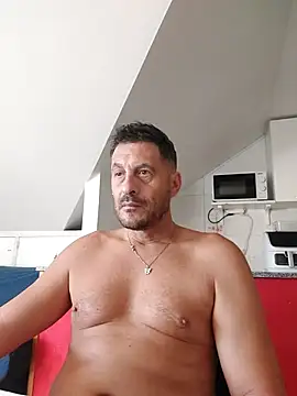 Snapshot of colosone chatting on September 2025 07:41:01 AM colosone online show from September 2025 07:41:01 AM