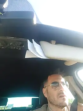 Snapshot of colosone chatting on October 2025 07:28:01 AM colosone online show from October 2025 07:28:01 AM