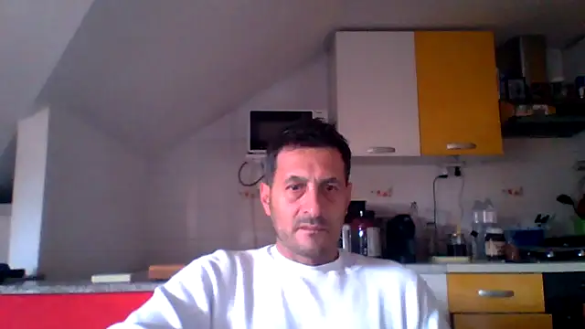 Snapshot of colosone chatting on October 2025 09:10:02 AM colosone online show from October 2025 09:10:02 AM