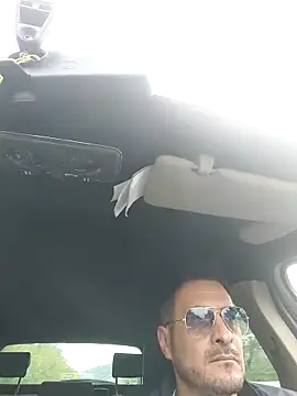 Snapshot of colosone chatting on November 2025 07:43:02 AM colosone online show from November 2025 07:43:02 AM