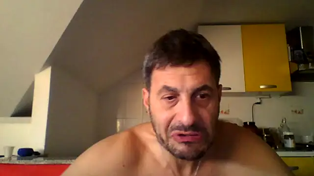 Snapshot of colosone chatting on November 2025 06:47:01 AM colosone online show from November 2025 06:47:01 AM