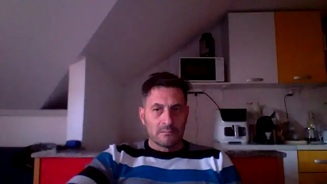 Snapshot of colosone chatting on November 2025 11:43:02 AM colosone online show from November 2025 11:43:02 AM