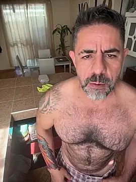 Snapshot of wolfbucker chatting on February 2026 04:06:01 PM wolfbucker online show from February 2026 04:06:01 PM