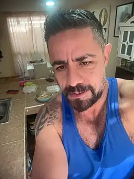 wolfbucker online show from April 2026 03:07:01 PM