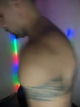 wolfbucker online show from June 2026 06:33:02 AM