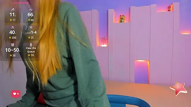 Snapshot of emilywilliis chatting on February 2026 12:32:02 PM emilywilliis online show from February 2026 12:32:02 PM