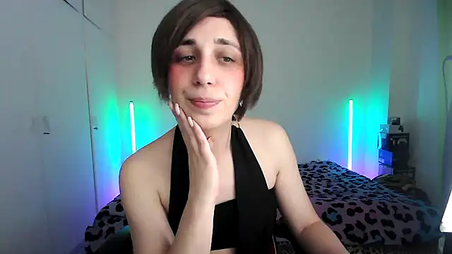 HoneyValentine online show from April 2026 08:26:02 PM