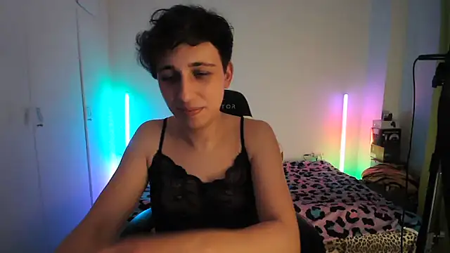 HoneyValentine online show from May 2026 07:20:01 PM