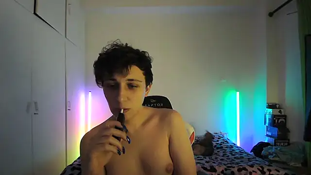 HoneyValentine online show from May 2026 09:23:02 PM