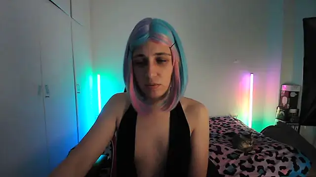HoneyValentine online show from June 2026 07:17:02 PM