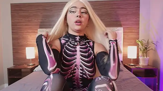 maddiie online show from August 2026 11:36:01 PM
