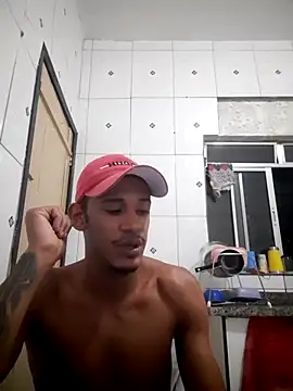 Magrinhodelicia011 online show from May 2026 11:13:01 PM