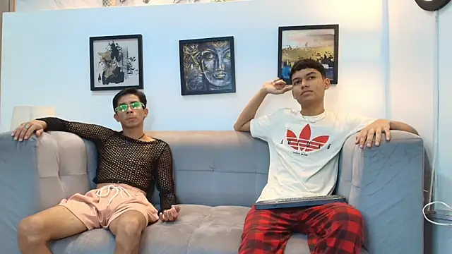 Snapshot of AVENGER_BOYS2026 chatting on February 2026 01:20:02 AM AVENGER BOYS2026 online show from February 2026 01:20:02 AM