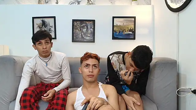 Snapshot of AVENGER_BOYS2026 chatting on February 2026 01:21:02 AM AVENGER BOYS2026 online show from February 2026 01:21:02 AM