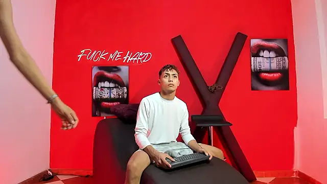 Snapshot of AVENGER_BOYS2026 chatting on February 2026 01:13:01 AM AVENGER BOYS2026 online show from February 2026 01:13:01 AM