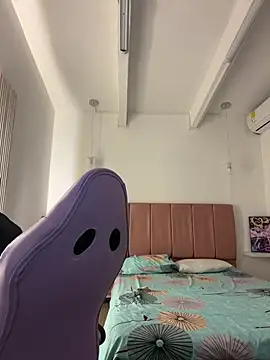 Snapshot of Iamcami_ chatting on February 2026 06:41:01 PM Iamcami online show from February 2026 06:41:01 PM