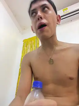 Snapshot of Iamcami_ chatting on March 2026 07:07:01 PM Iamcami online show from March 2026 07:07:01 PM