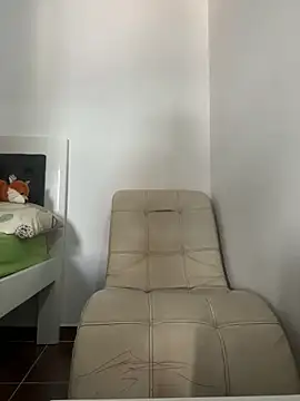 Keylerth  online show from February 2026 06:14:01 PM