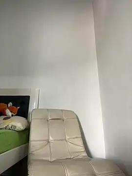 Keylerth  online show from February 2026 07:00:02 PM