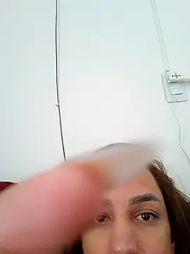 ofjuliaa online show from January 2026 02:21:02 PM