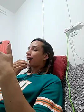 Snapshot of ofjuliaa chatting on March 2026 03:12:01 AM ofjuliaa online show from March 2026 03:12:01 AM