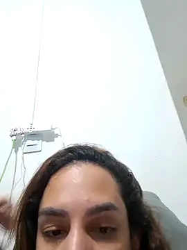 Snapshot of ofjuliaa chatting on April 2026 04:53:01 AM ofjuliaa online show from April 2026 04:53:01 AM