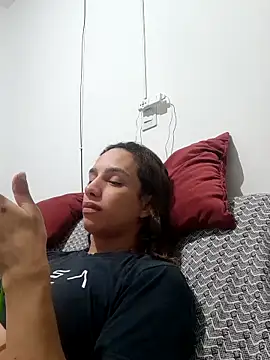 Snapshot of ofjuliaa chatting on April 2026 02:01:01 AM ofjuliaa online show from April 2026 02:01:01 AM