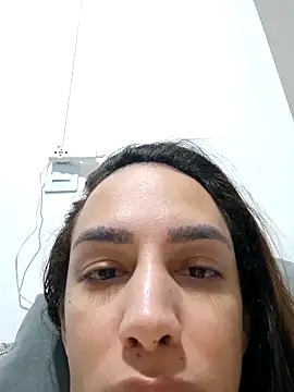 ofjuliaa online show from May 2026 12:09:02 PM