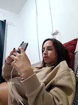 ofjuliaa online show from May 2026 03:55:02 AM