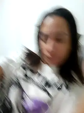 ofjuliaa online show from July 2026 10:05:01 PM