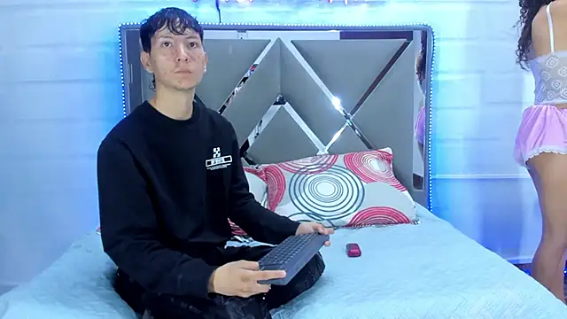 Snapshot of BunnyLove_ chatting on January 2026 12:05:01 AM BunnyLove online show from January 2026 12:05:01 AM