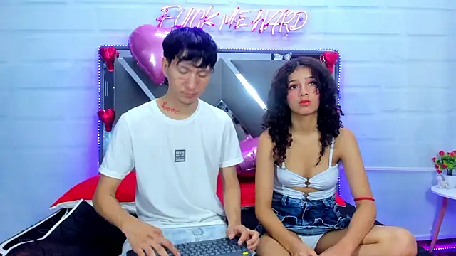 Snapshot of BunnyLove_ chatting on February 2026 12:06:02 AM BunnyLove online show from February 2026 12:06:02 AM