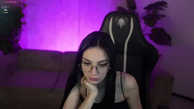 Snapshot of Mila_Rose054 chatting on February 2026 08:02:02 AM Mila Rose054 online show from February 2026 08:02:02 AM