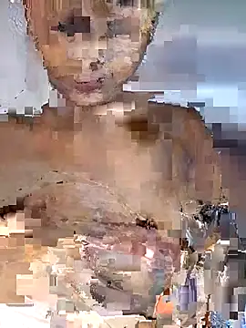 Snapshot of Royal-girl78 chatting on January 2026 05:06:02 PM Royal-girl78 online show from January 2026 05:06:02 PM