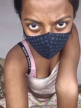 Snapshot of Royal-girl78 chatting on February 2026 05:21:01 PM Royal-girl78 online show from February 2026 05:21:01 PM