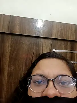 Snapshot of piryasharma005 chatting on January 2026 03:43:01 AM piryasharma005 online show from January 2026 03:43:01 AM