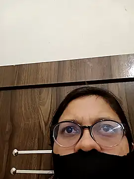 Snapshot of piryasharma005 chatting on February 2026 06:36:02 PM piryasharma005 online show from February 2026 06:36:02 PM