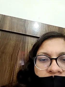 Snapshot of piryasharma005 chatting on February 2026 06:10:02 AM piryasharma005 online show from February 2026 06:10:02 AM