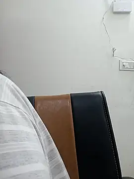 Snapshot of piryasharma005 chatting on February 2026 07:24:02 PM piryasharma005 online show from February 2026 07:24:02 PM