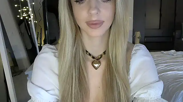 Snapshot of LizaSweetyq chatting on February 2026 08:29:02 AM LizaSweetyq online show from February 2026 08:29:02 AM