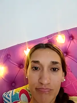 Snapshot of EcoDePiel chatting on February 2026 03:33:02 AM EcoDePiel online show from February 2026 03:33:02 AM