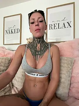 TittenTina online show from July 2026 03:28:01 PM