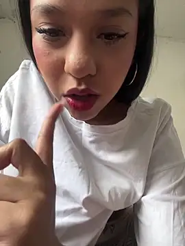 DulceRouss  online show from March 2026 02:23:02 PM