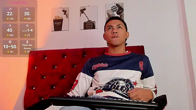 Snapshot of Liamsubtle01 chatting on January 2026 05:05:02 PM Liamsubtle01 online show from January 2026 05:05:02 PM