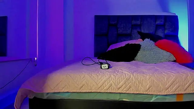 Snapshot of Liamsubtle01 chatting on February 2026 11:16:01 AM Liamsubtle01 online show from February 2026 11:16:01 AM