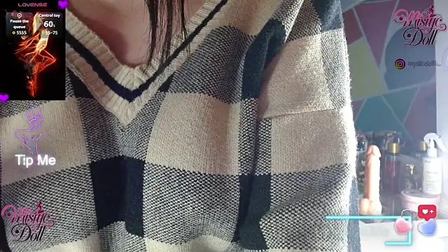 Snapshot of Mysticdooll69 chatting on January 2026 02:47:01 AM Mysticdooll69 online show from January 2026 02:47:01 AM